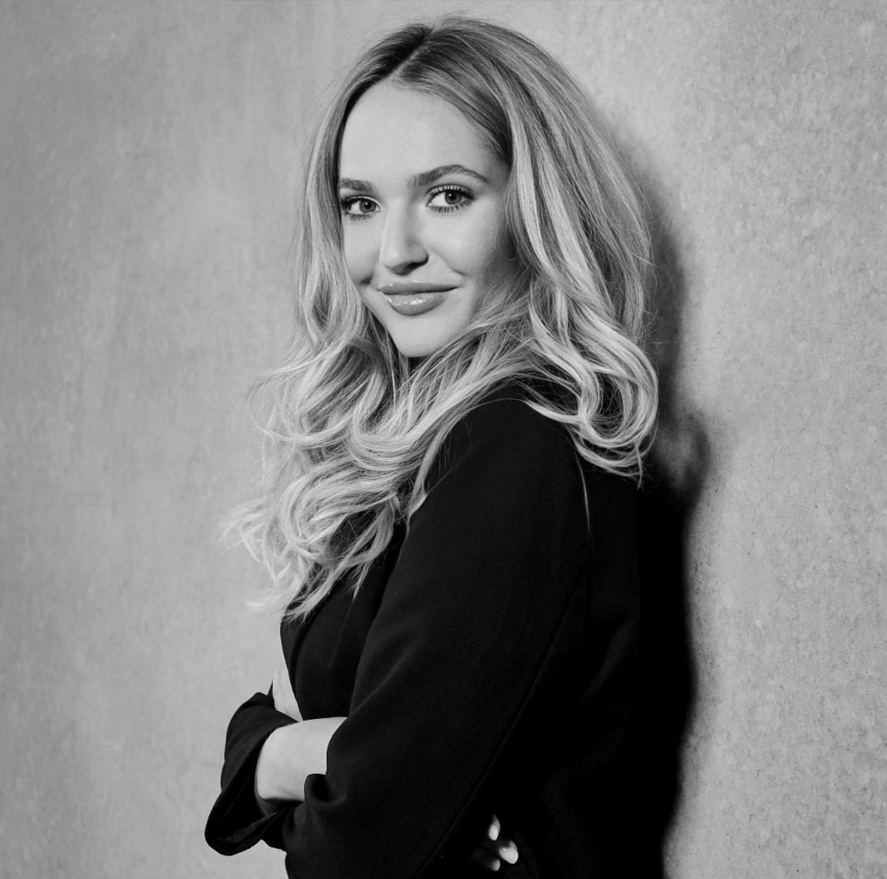 Sara Szymanska – Ihre persönliche Ansprechpartnerin bei MHC Immobilien